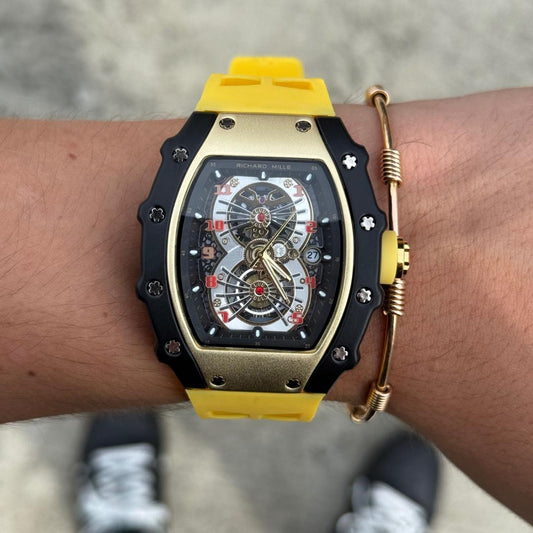 RICHARD MILLE 2030 AMARILLO CAJA NEGRA-DORADA